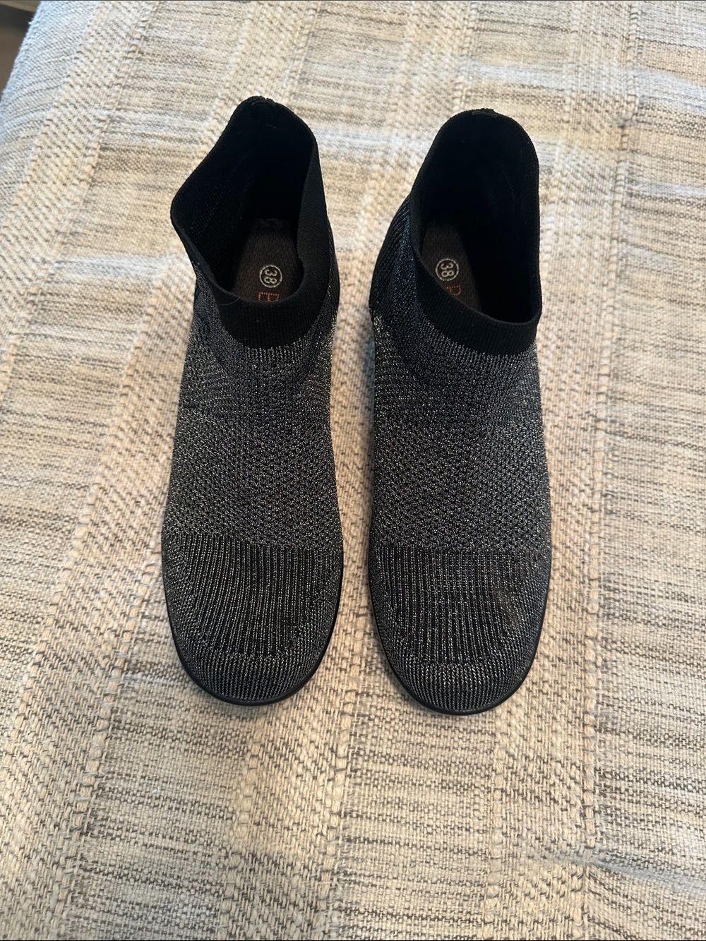 Women’s Black Knit Slip-On Booties